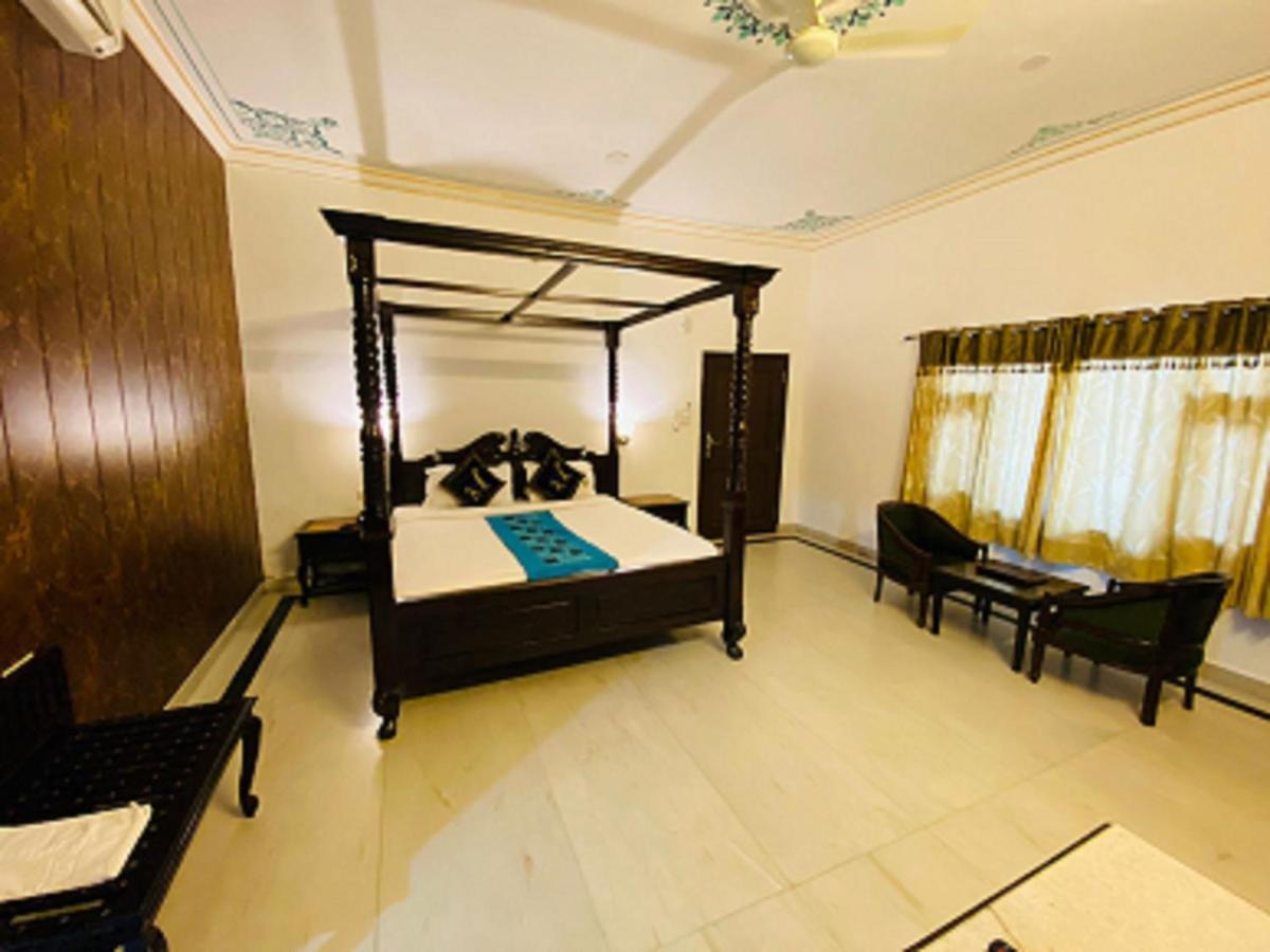 Hill Garden Hotel Udaipur